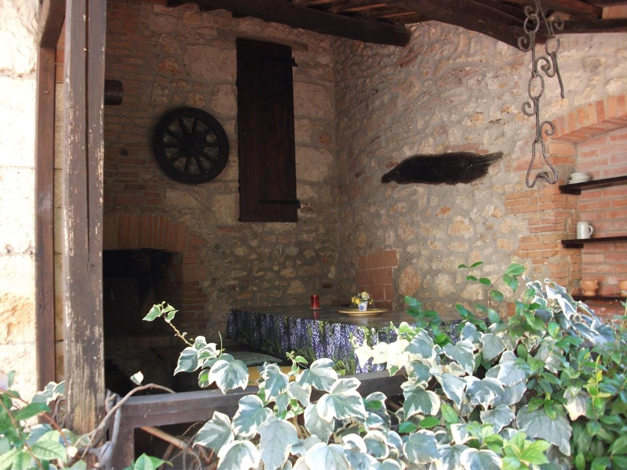 Hotel Il Pietreto Colle Val D'Elsa Exterior photo