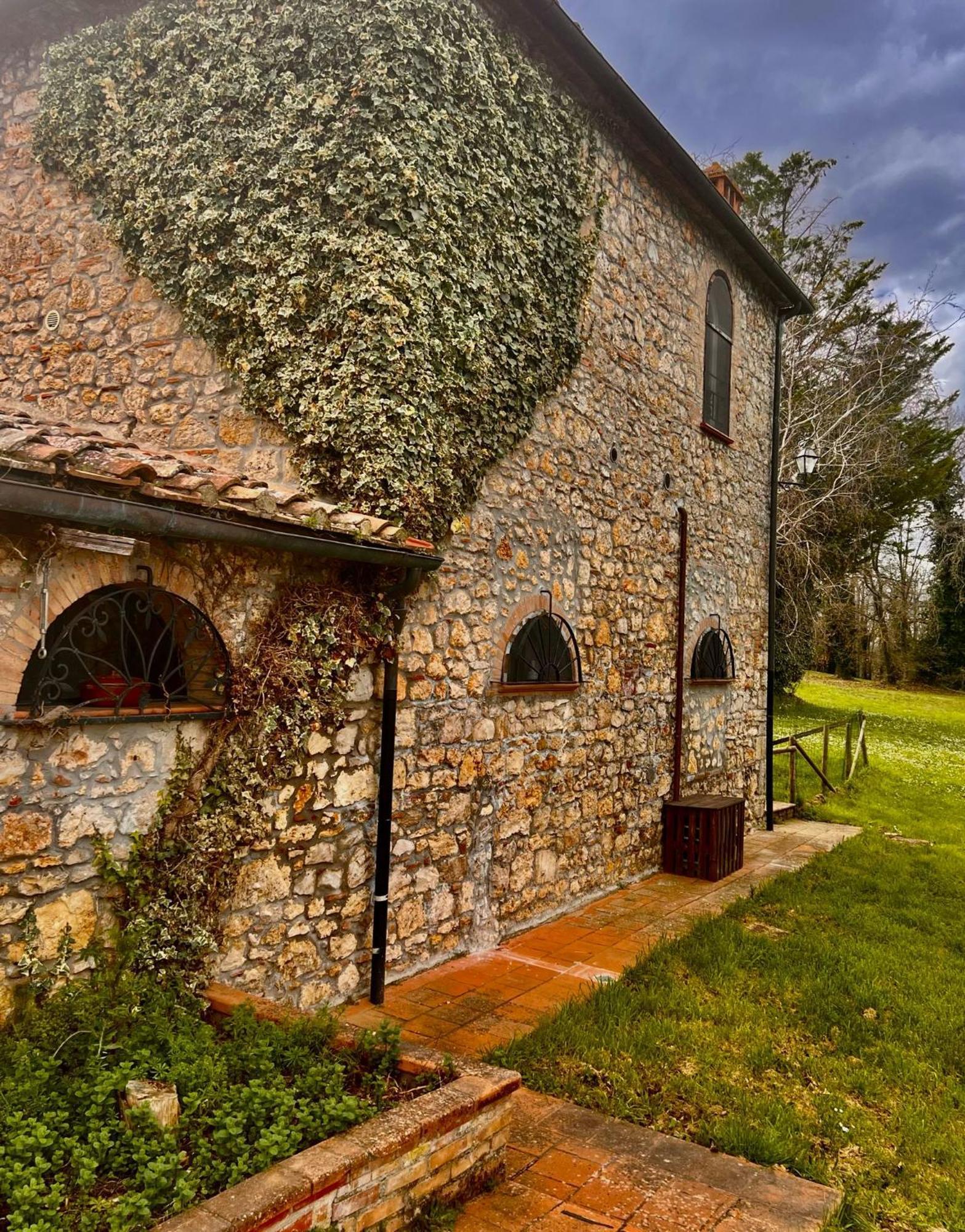 Hotel Il Pietreto Colle Val D'Elsa Exterior photo